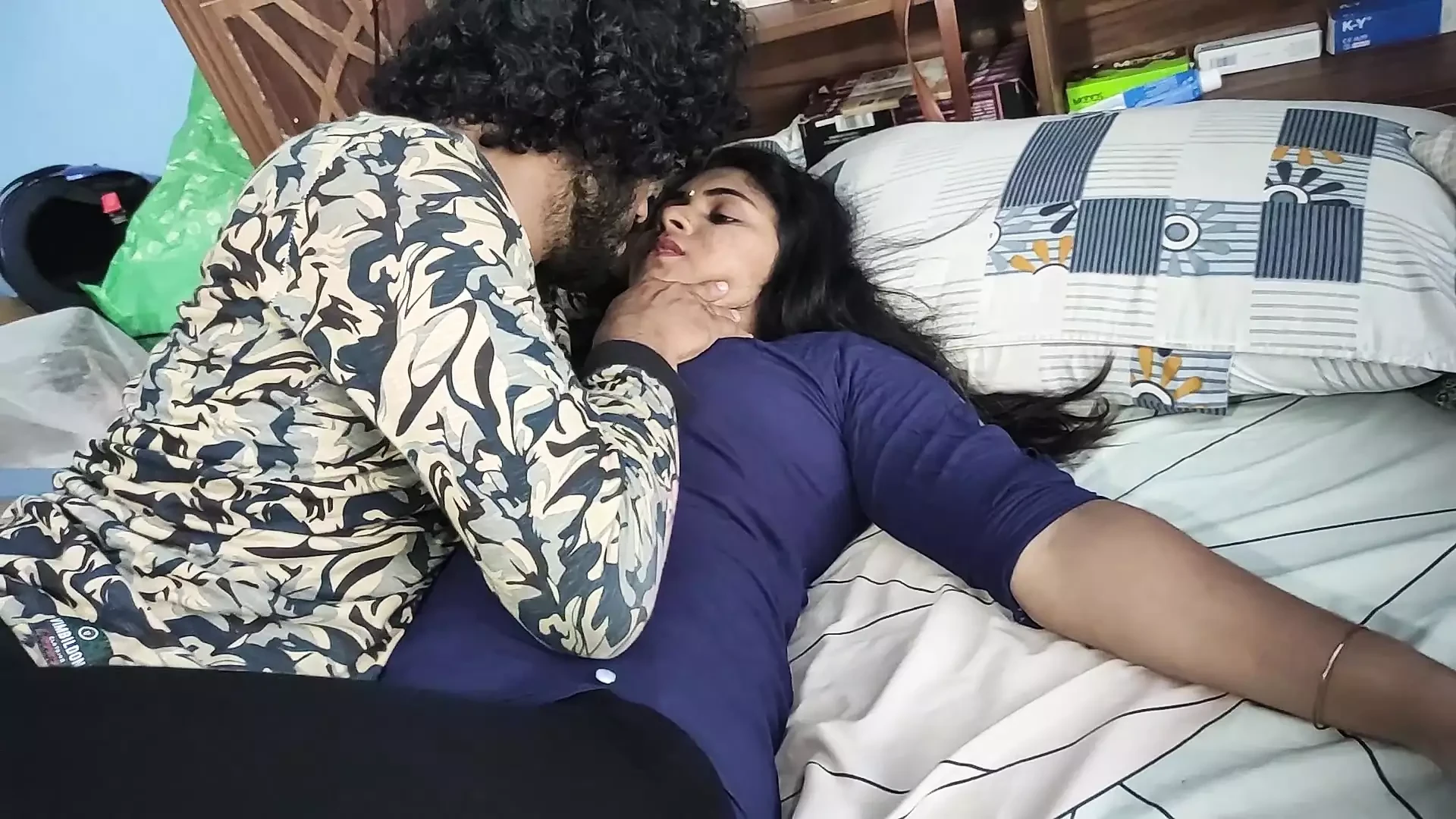 Akka ni denga bava lenappudu | Kamakathaluu